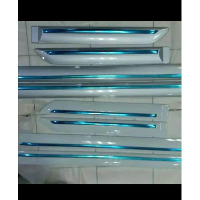 list body mobil grand livina warna body