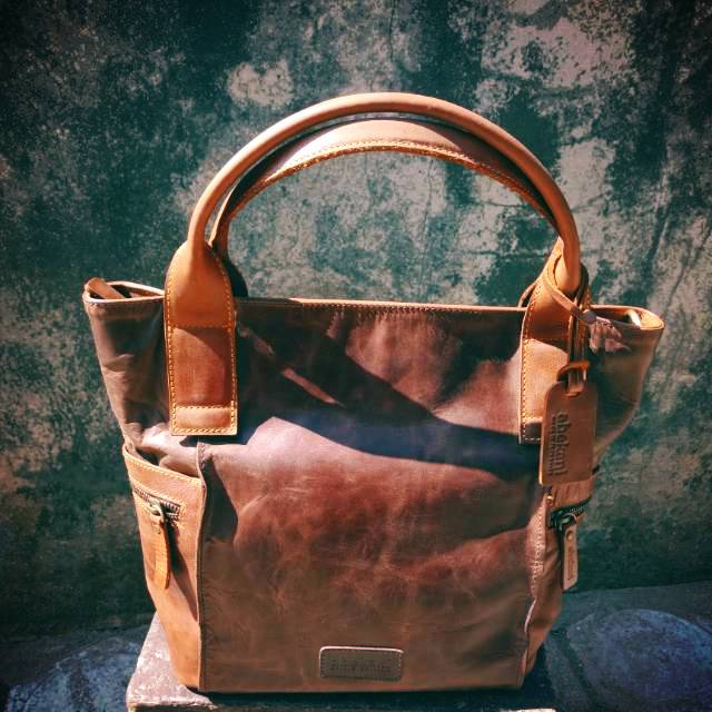 Abekani emersonia 2tone