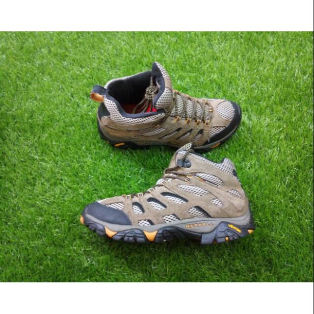 Sepatu merrell vibram