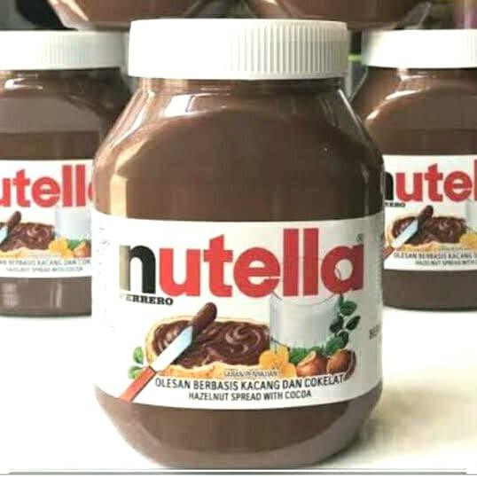 

Cuci Gudang Awal Tahun Nutella 1 Kg (1000 gram), expired panjang, ada logo BPOM MUI Cuci Gudang Awal