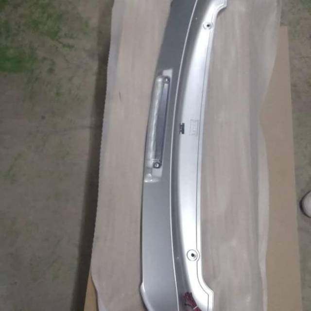 Spoiler suzuki wagon R plus lampu