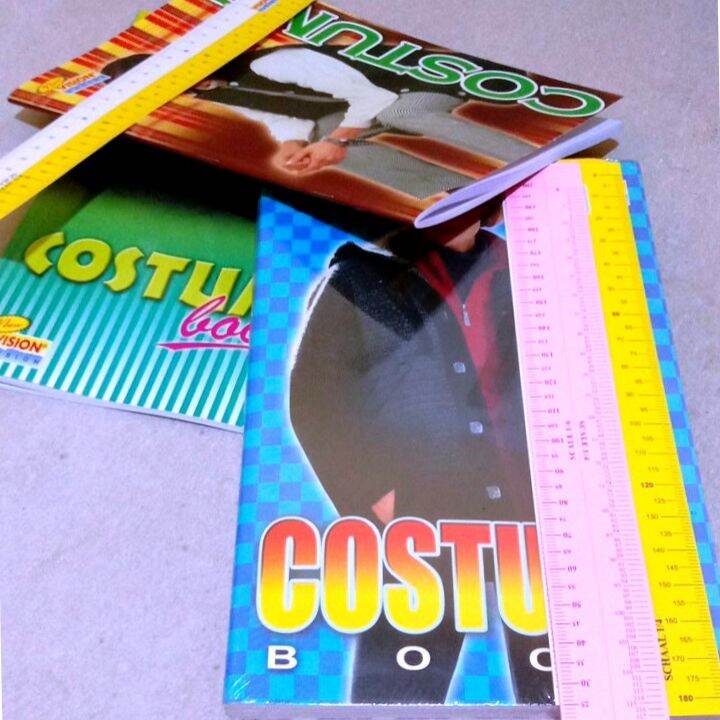

Rad BUKU KOSTUM COSTUME BOOK + BONUS PENGGARIS SEKALA WARNA ACAK / BUKU FASHION / buku pola jahit /