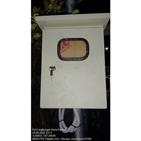 box panel outdoor