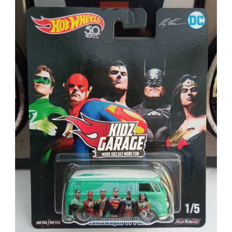 Hot Wheels VW T1 Panel DC Justice League