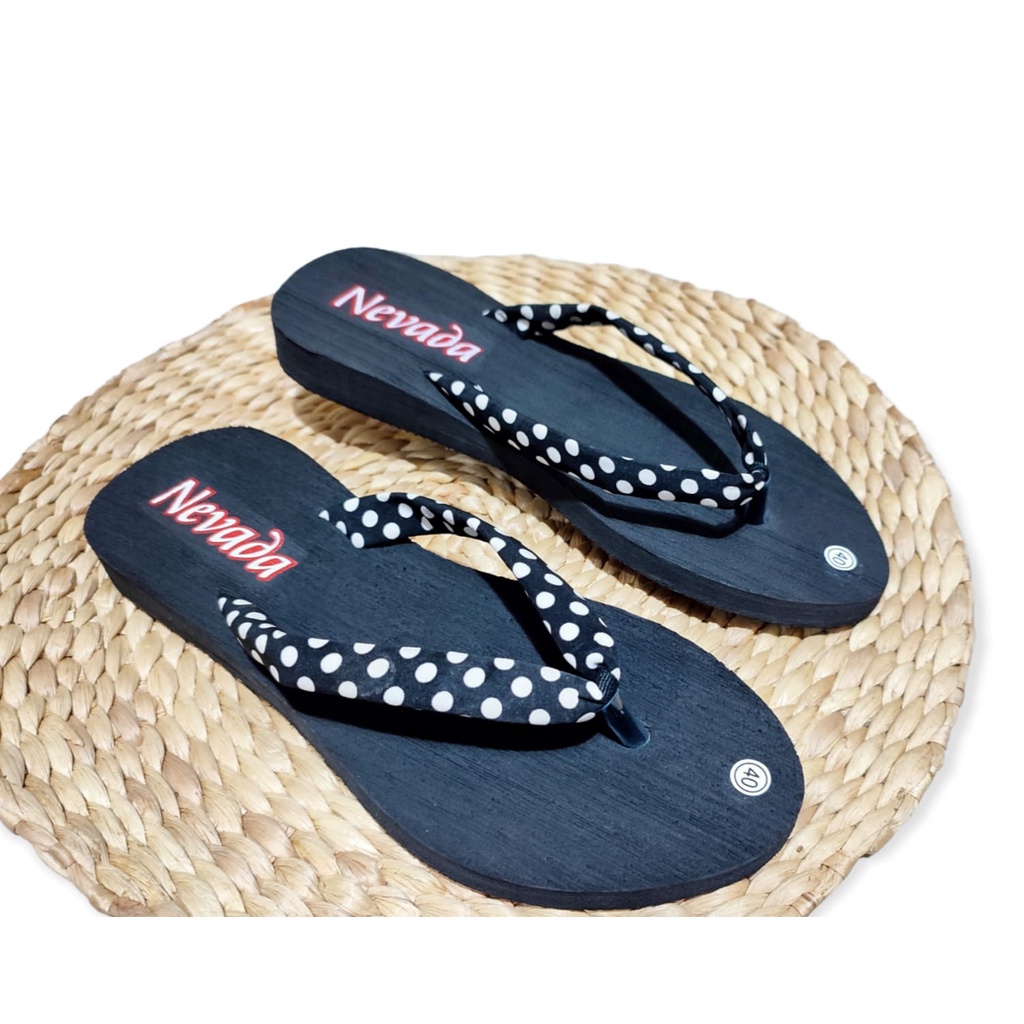 Sandal Jepit Wanita Dewasa Motif Tali Polkadot