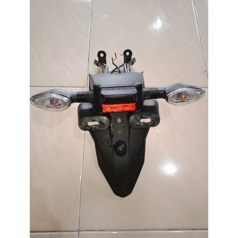 Spakbor Slebor belakang Honda CBR 250 150 R CBU original