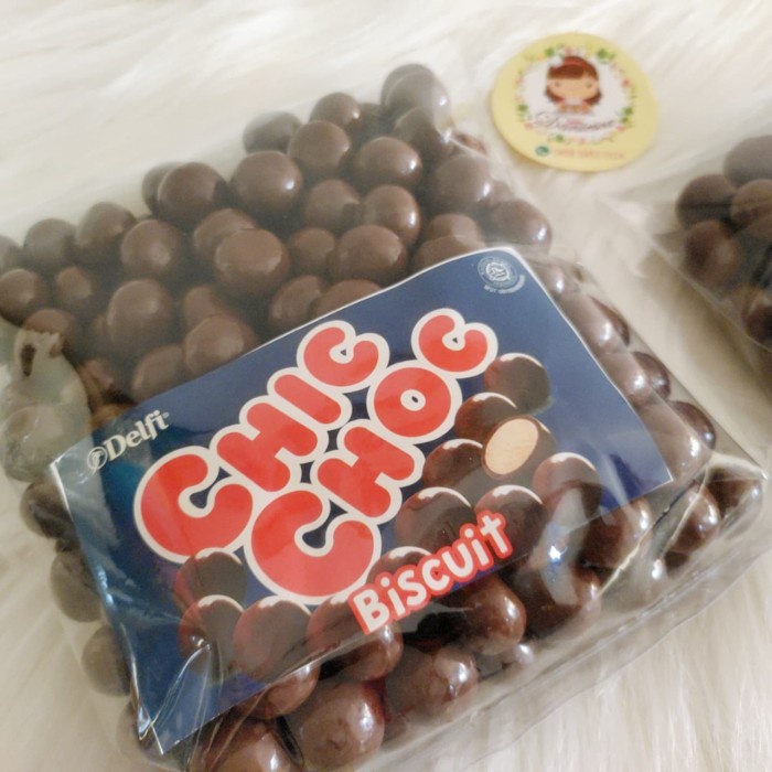 

COKELAT- 500GR DELFI CHIC CHOC COKLAT PABRIKAN. KILOAN -COKELAT.