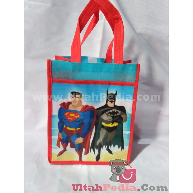 

Souvenir Ultah tahun| Tas ultah Anak Goodiebag Kantong BATMAN