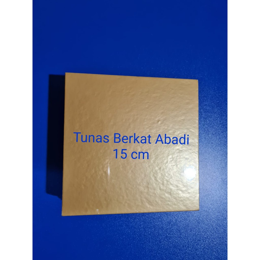 Tatakan kue Gold kotak 15 cm / Greyboard kotak Gold 15 cm / Cake Board Gold kotak 15 cm @25 pcs