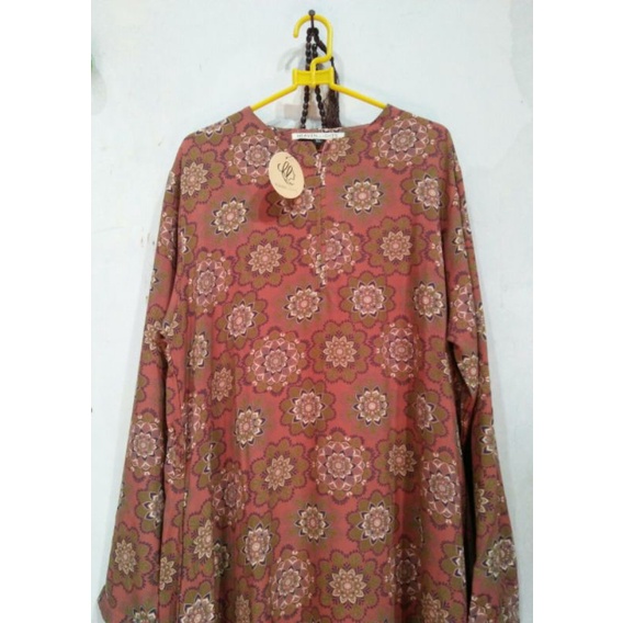 saira dress by heaven lights