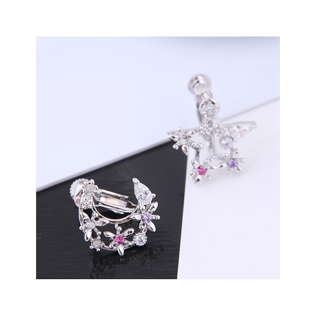 LRC Anting Jepit Fashion Copper Micro-inlaid Zircon Star And Moon Asymmetrical Earrings A58995