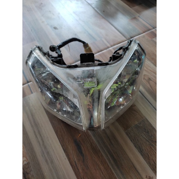 reflektor lampu depan vario techno cbs 110 karbu ori