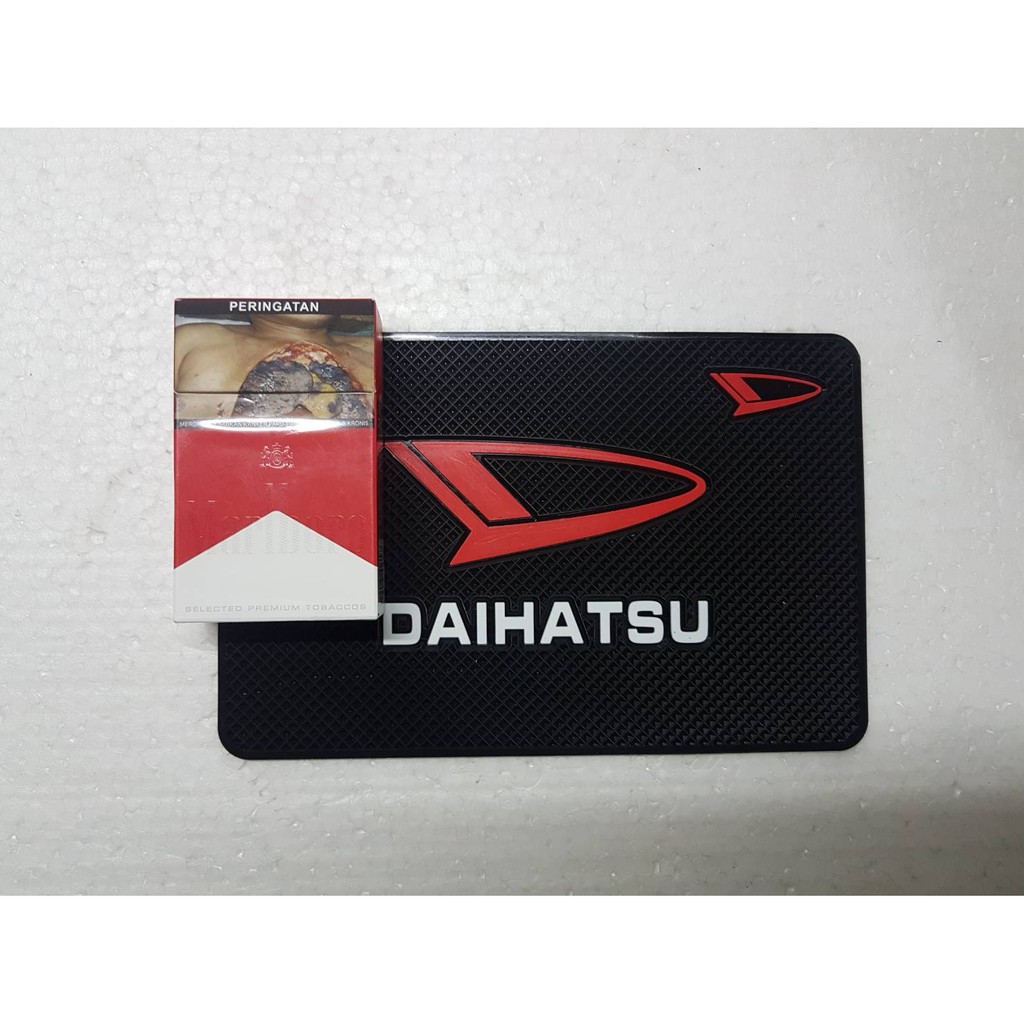 Dashmat Daihatsu anti slip HP GPS Dashboard mobil Xenia Terios Sirion Ayla Sigra Luxio Grand Max