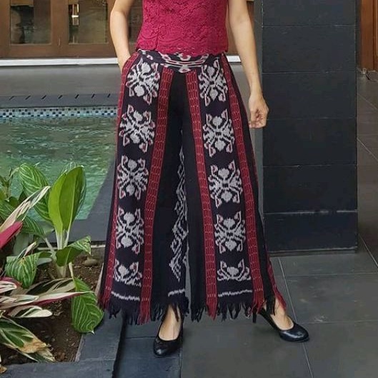 Celana Tenun Etnik Motif Nusantara - Kulot Tenun Wanita - Tenun Motif Sumba - Bawahan Tenun - Celana