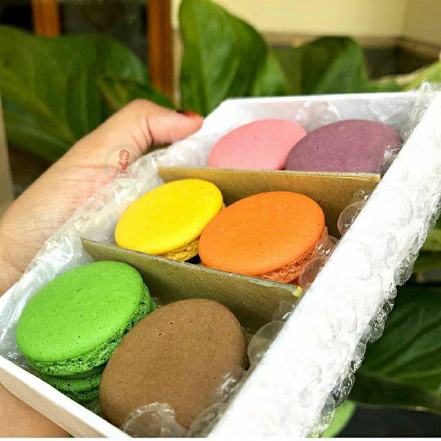 

Regular macaron isi 6