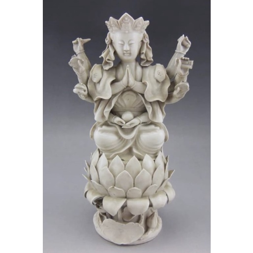 Patung Guan Yin bertangan Seribu (Qian Shou Guan Yin)