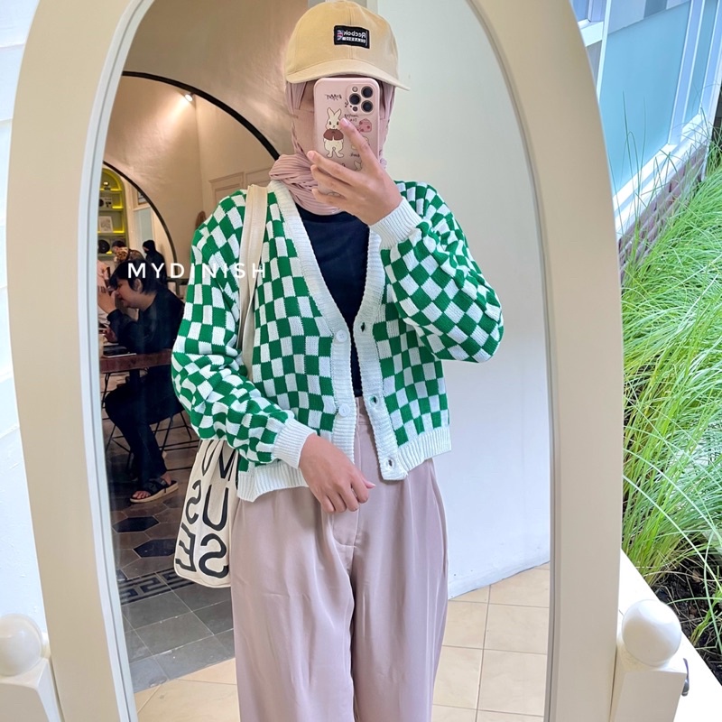 Leoni Crop Cardy - Cardigan Wanita Motif Catur Kotak