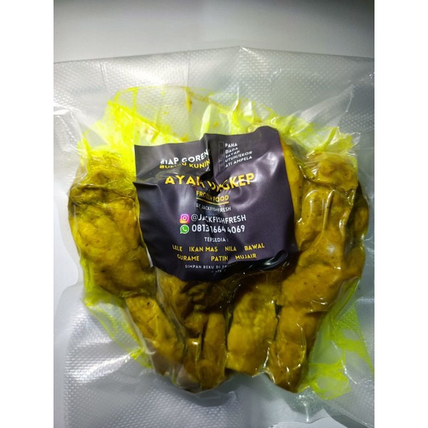 

PAHA AYAM UNGKEP BUMBU KUNING 4 POTONG (SIAP GORENG)