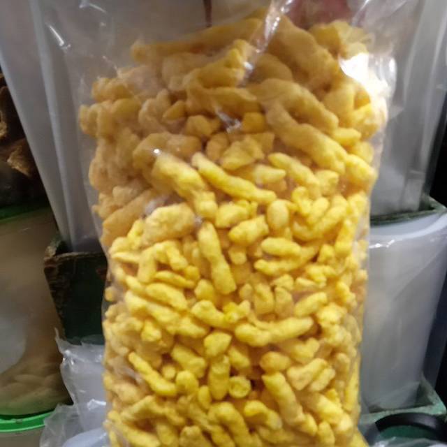 

Jajan cheetos kiloan kemasan 250 gr.
