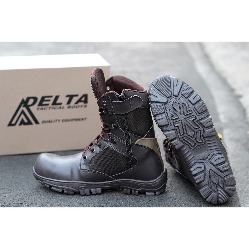 Sepatu Boots Safety Pria DLTA Cheap Tinggi PDL Ujung Besi Tracking Haiking Gurun