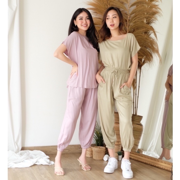 Darby Set - Atasan Celana Jogger Setelan Wanita