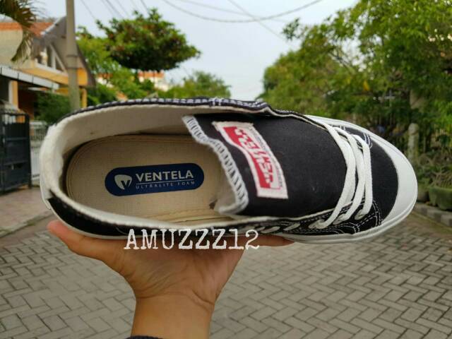 Ventela Public High Black White Original