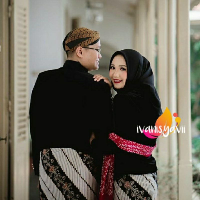 Set Prewed Adat Jawa / Nuansa Hitam - Motif Lereng Kembang