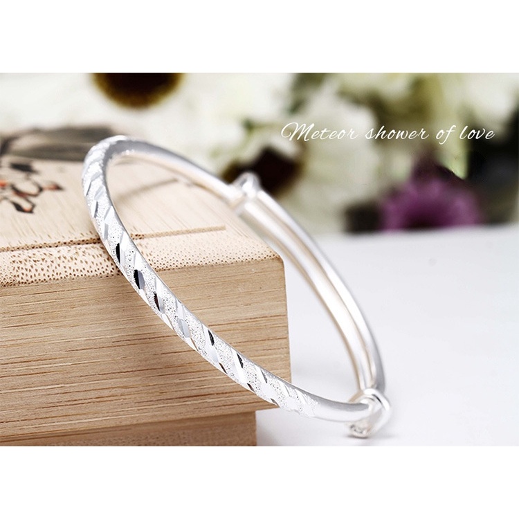 Gelang Bentuk Tabung Bulat Bahan Stainless Steel Warna Silver Untuk Wanita