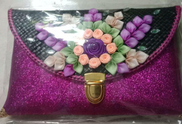 Full Bunga Kunci Putar Aira Merah Dan Hitam