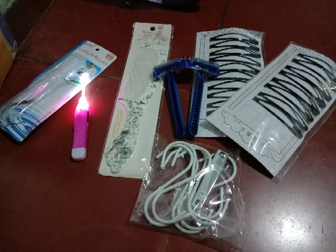 Cantolan Aksesoris Huruf S ( 9 Cm ) Per 1 Buah