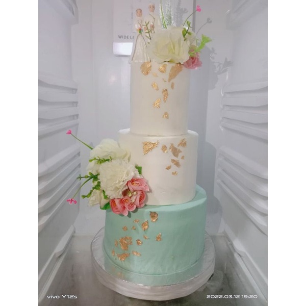 

Wedding Cake 3 Tier Sage Green / Wedding cake Cantik/ Cake Enak