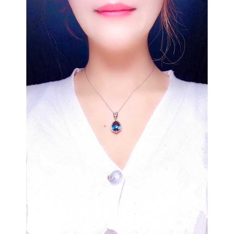 Kalung Rantai Liontin Kristal Biru Bentuk Tetesan Air Bahan Metal Lapis Silver Untuk Wanita