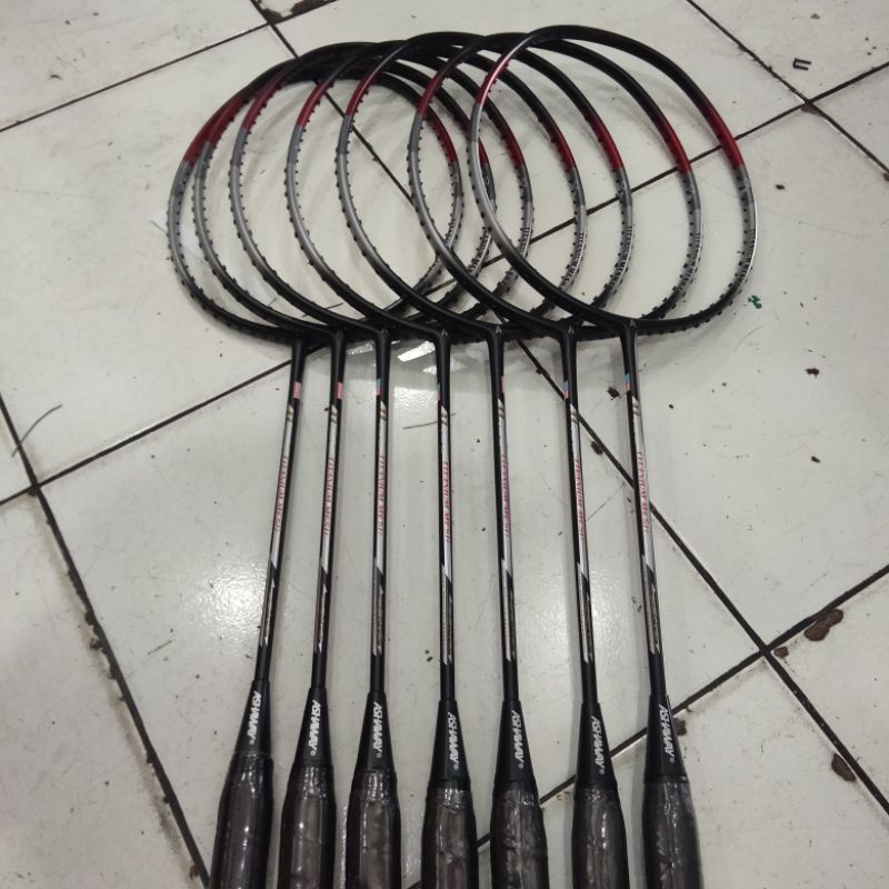 raket badminton Ashaway TI 100 TITANIUM MESH