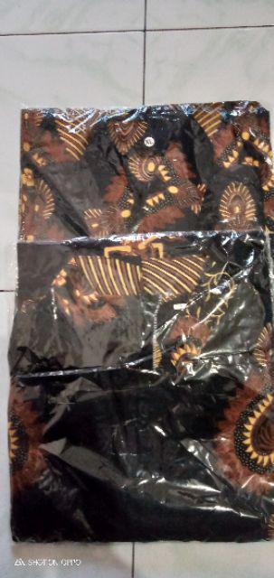 Couple Tunik Batik Motif Wayang Jokowi