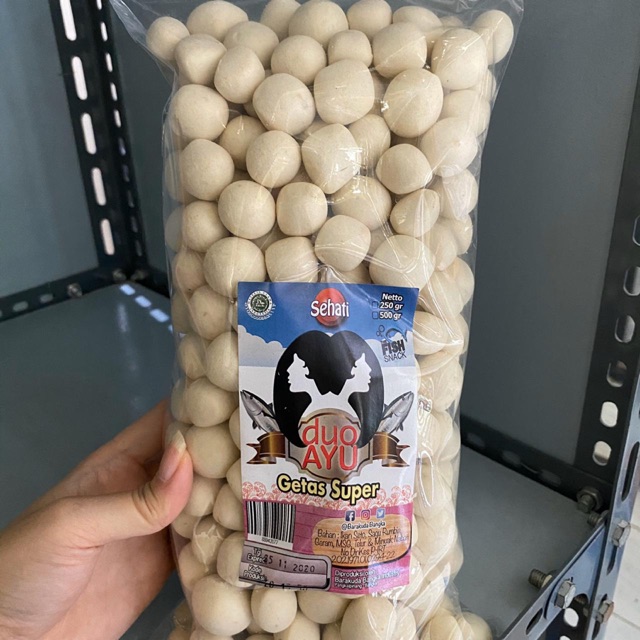 

Getas Bangka Bulat Cap Sehati Duo Ayu - Getes Ikan Tenggiri - Snack Bangka - Makanan Bangka