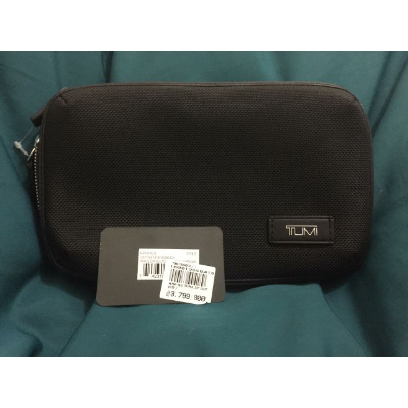 Clutch Tumi Alpha Triple Zip Original.