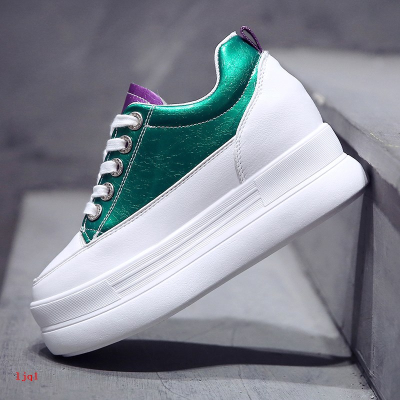 sepatu wedges sneakers