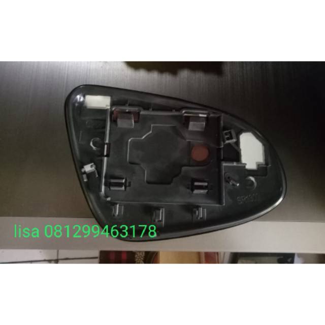 Kaca ( only ) spion sigra kanan