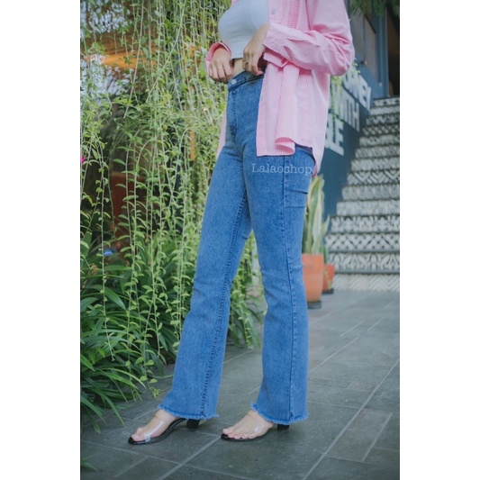 Zeva Cutbray Jeans Stretchy | Celana Jeans Wanita Ngaret Premium Polos