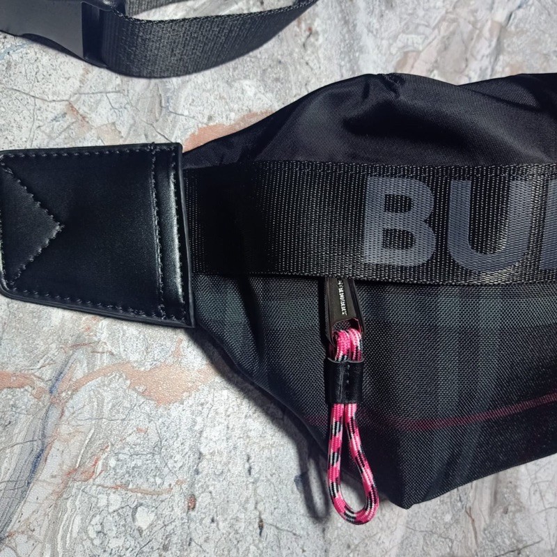 Waistbag Pria Burberry Original