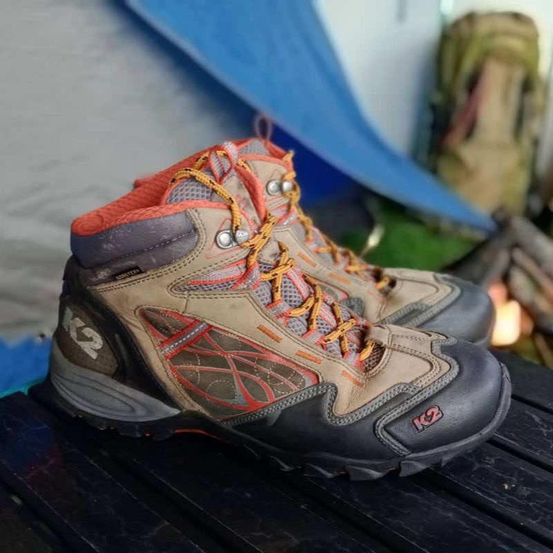 SEPATU GUNUNG HIKING TRECKING 42 SECOND ORIGINAL K2 XGRIP GORETEX WATERPROOF