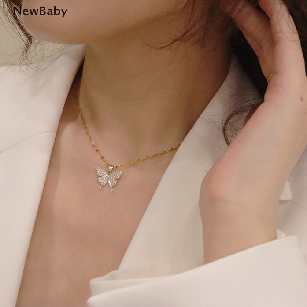 Kalung Rantai Dengan Liontin Kupu-Kupu Warna Emas Gaya Korea Untuk Wanita