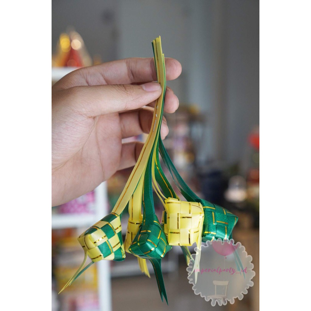 Ketupat Pita Hias Lebaran Hijau Kuning Kecil 6 Pcs Diamond