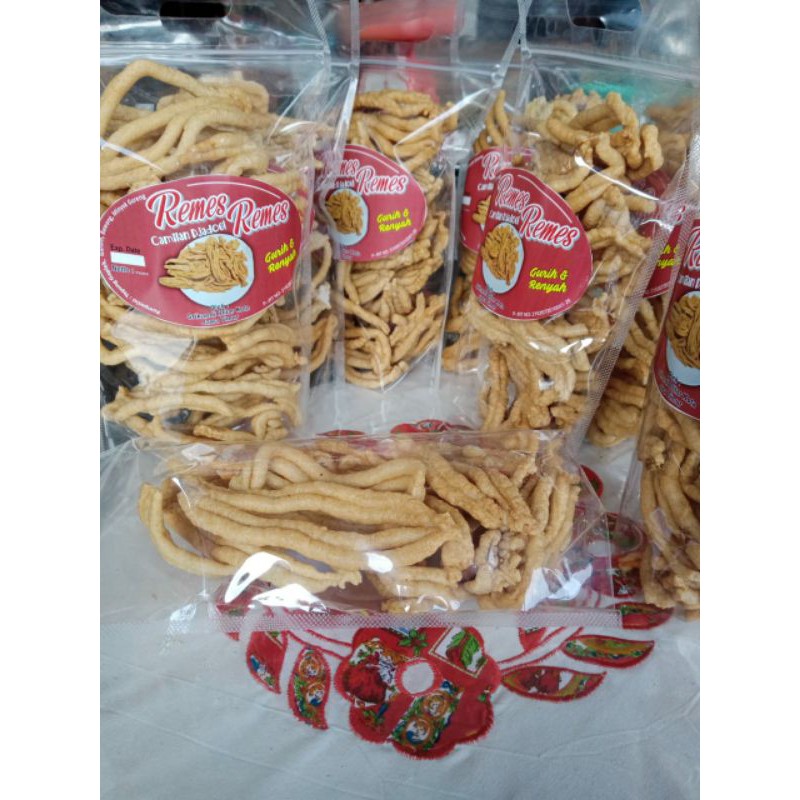 

Kerupuk Krupuk Cekeremes Khas Blitar 200 gram