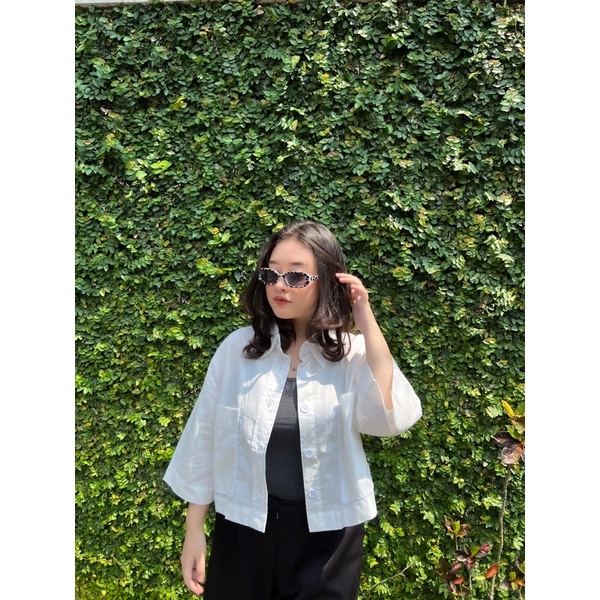 BEFAST - ZRX OOTD Kemeja Crop Wanita DEWIAN / ZORA TOP / Hem Crop Model Terbaru / Pakaian kekinian Remaja Wanita ABG / Kemeja Bisa Di Jadikan Outer / Fashion Ala Wanita Korean Style / Kemeja Crop Polos Trendy / Hem Lengan 3/4