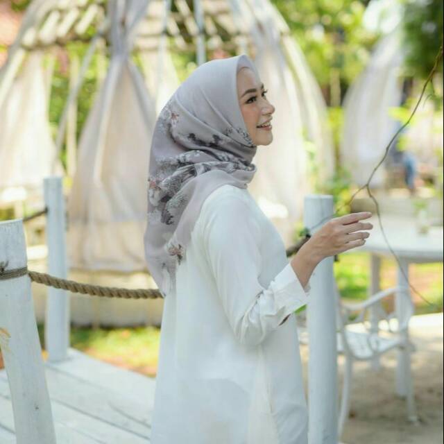 Eugiene scraft heaven lights