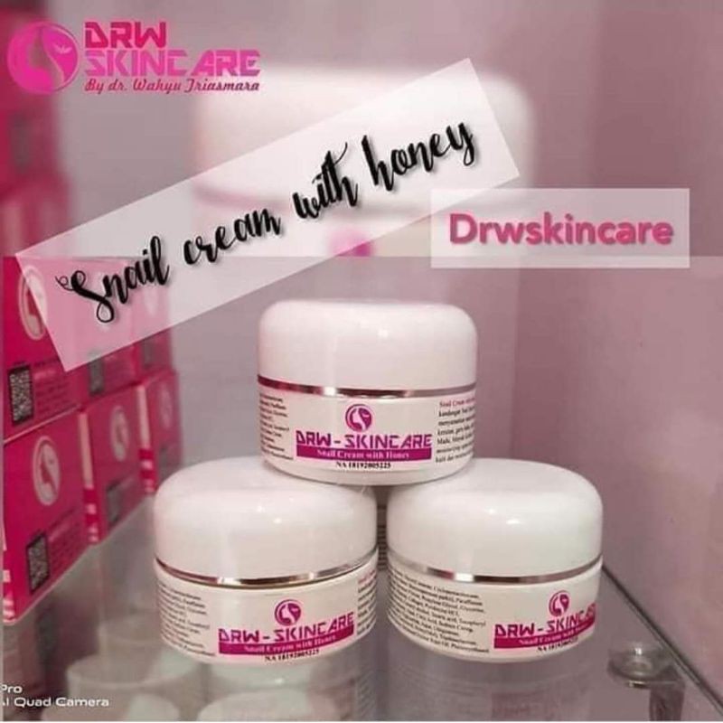 Snail Cream with Honey