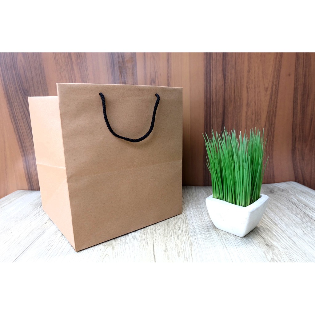 

Paperbag Craft 15 & Duplex Uk. 25 x 25 x 28 cm