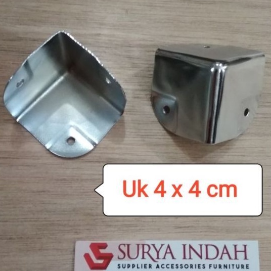 Siku meja Besi uk 4 x 4 cm
