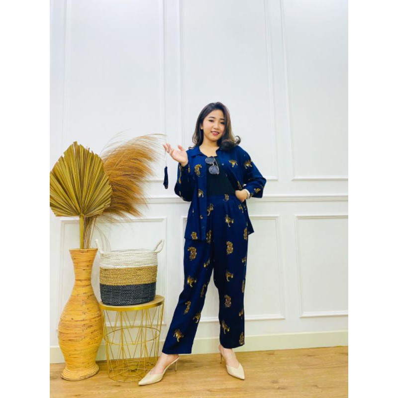 One Set Kanaya Kemeja